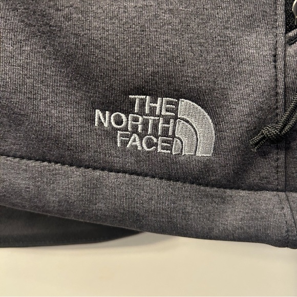 The North Face Women’s Vest For University hospitals Size Sm - Picture 3 of 8